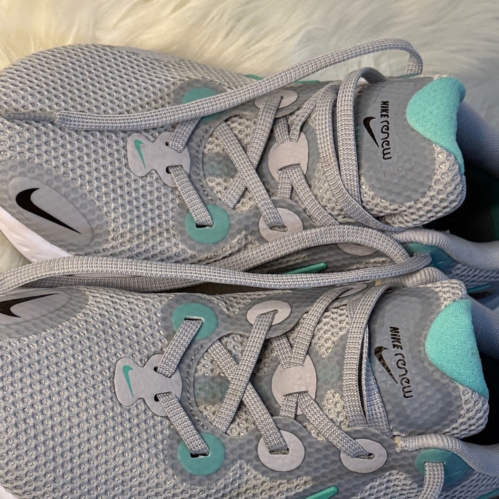 Women’s Nike Renew Sneakers in Gray and Teal - Picture 5 of 8